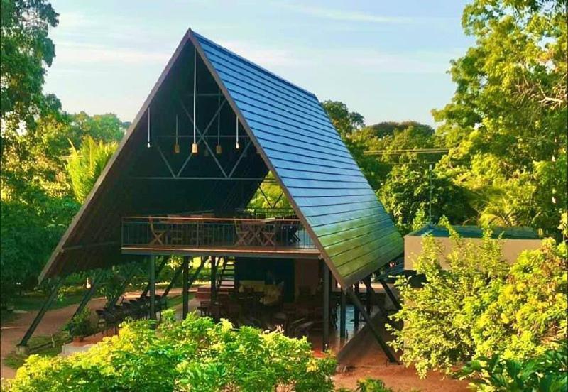 Lolu Village Resort Анурадхапура Екстериор снимка